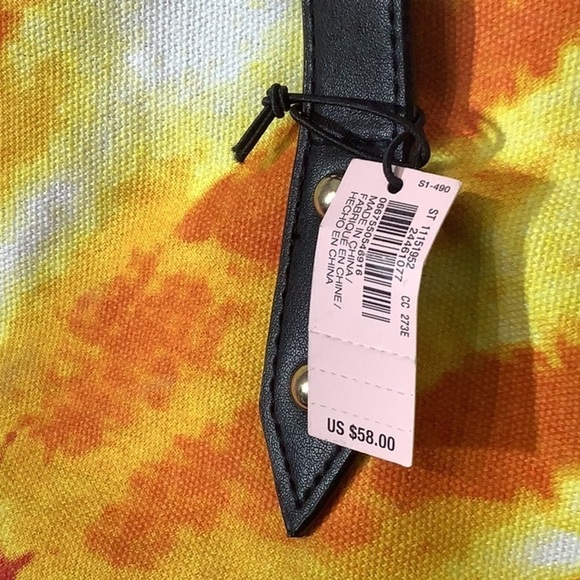 Victoria’s Secret NEW - canvas tote in dye print - drawstring - inside lined - Picture 4 of 10